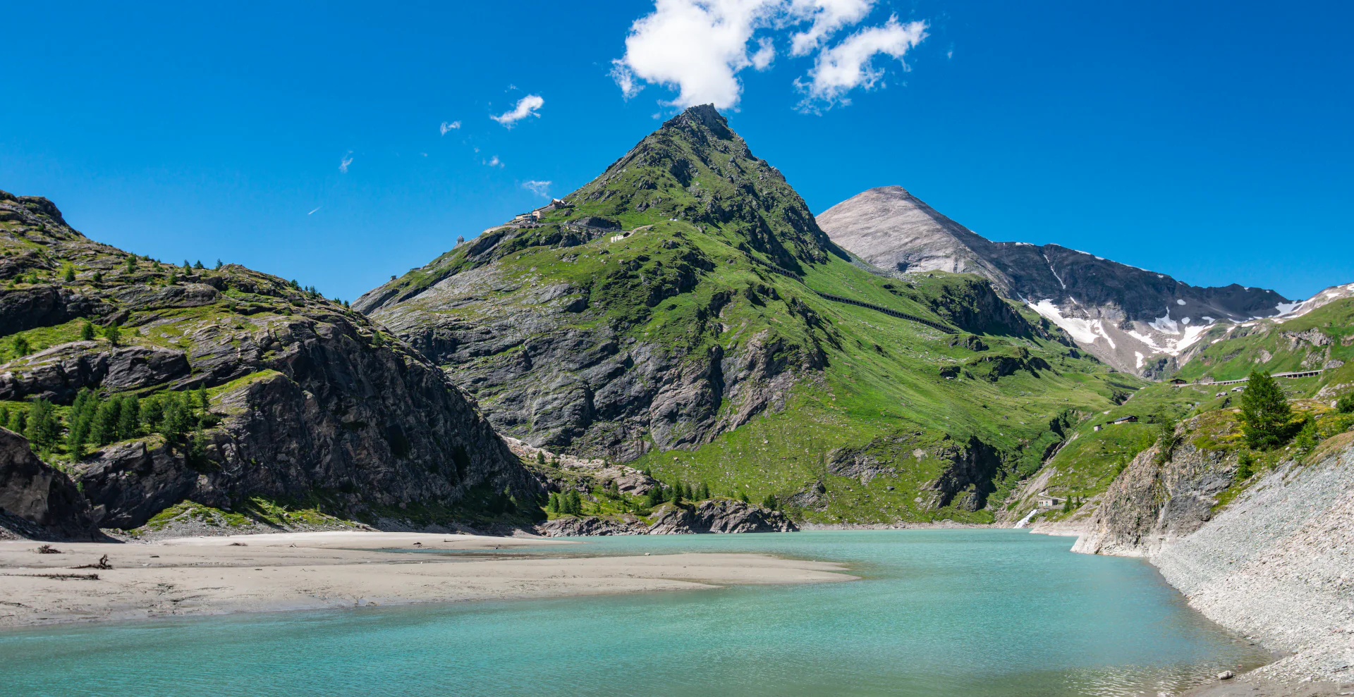 Margaritzenstausee, der wie eine Berglagune wirkt