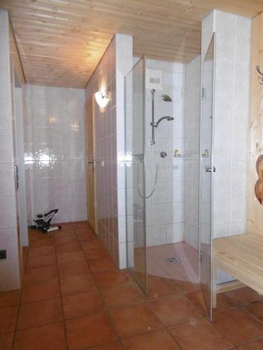 3120_dusche_ruheraum